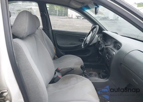 1998 Hyundai Elantra z USA, uszkodzony, nr VIN KMHJF24M5WU664139